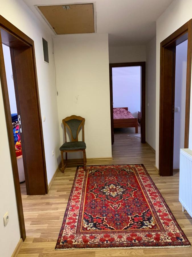 Apartma Arg *